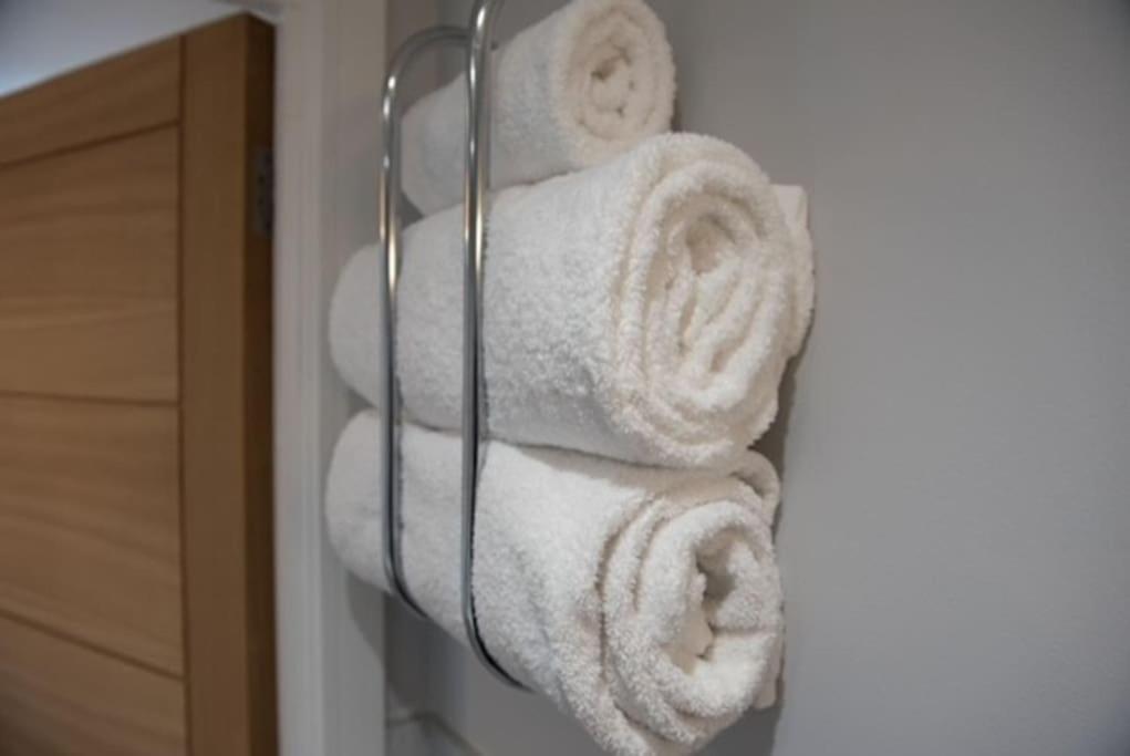 Beautiful, Spacious 1 Bed Flat Brentwood Exterior foto